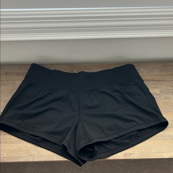 Lululemon Final Lap Short (2.5") Black Size 8 - Picture 3 of 9